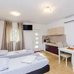 Dubrovnik Airport Apartamento Čilipi