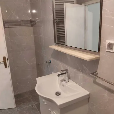 Dubrovnik Airport Apartamento Čilipi