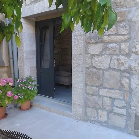 Dubrovnik Airport Apartment *
